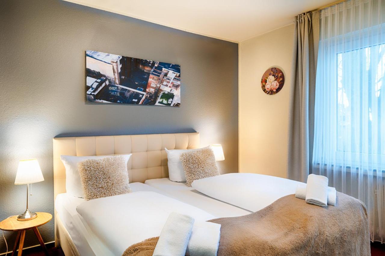 Hotel Fuerst Garden Dortmund Bagian luar foto