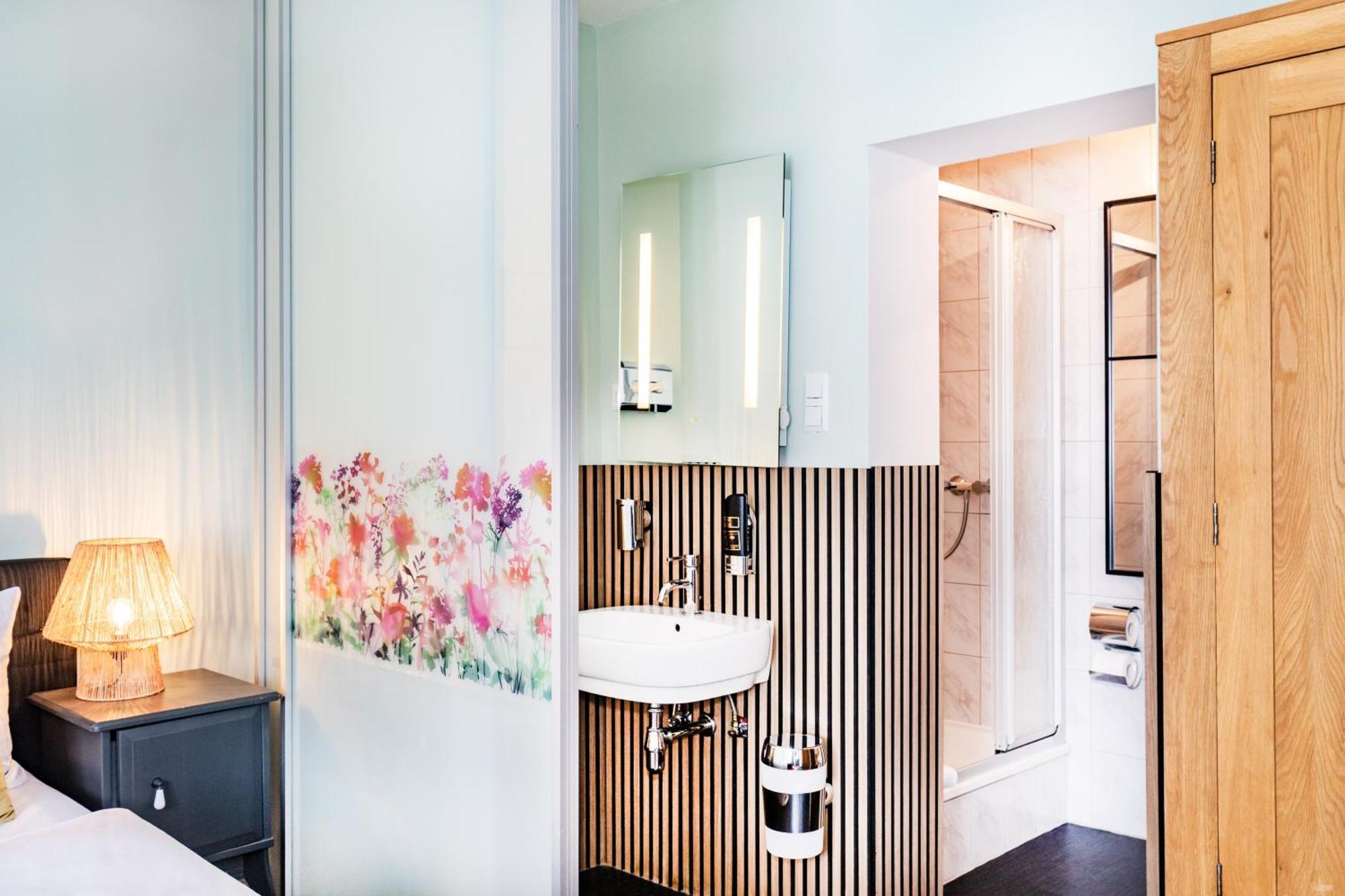 Hotel Fuerst Garden Dortmund Bagian luar foto